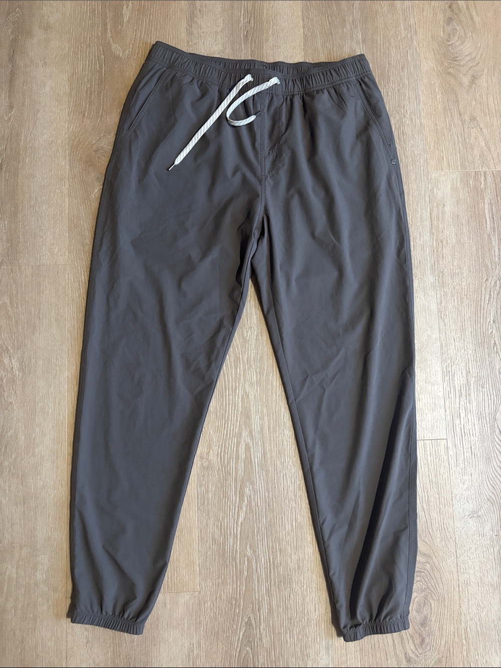 Vuori Charcoal Gray Drawstring Joggers